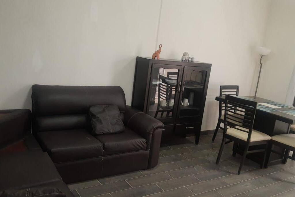 Appartamento Casita De Aeropuerto Alvaro Obregon Esterno foto
